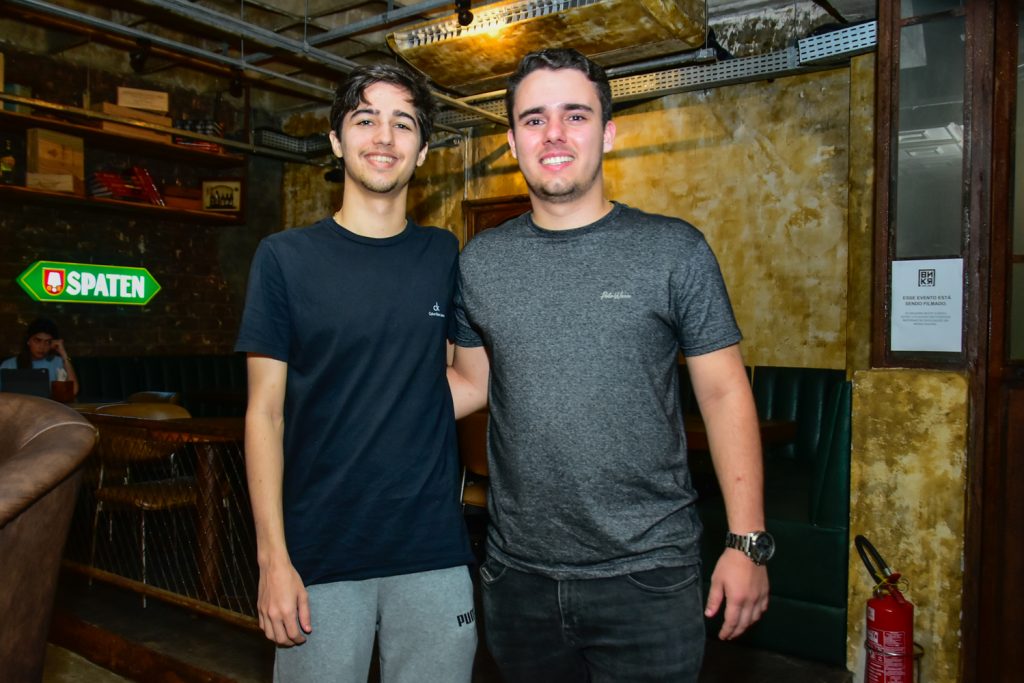 Rodrigo E Rogerio Aguiar