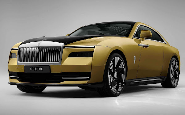 Rolls-Royce se rende a era elétrica com o Spectre