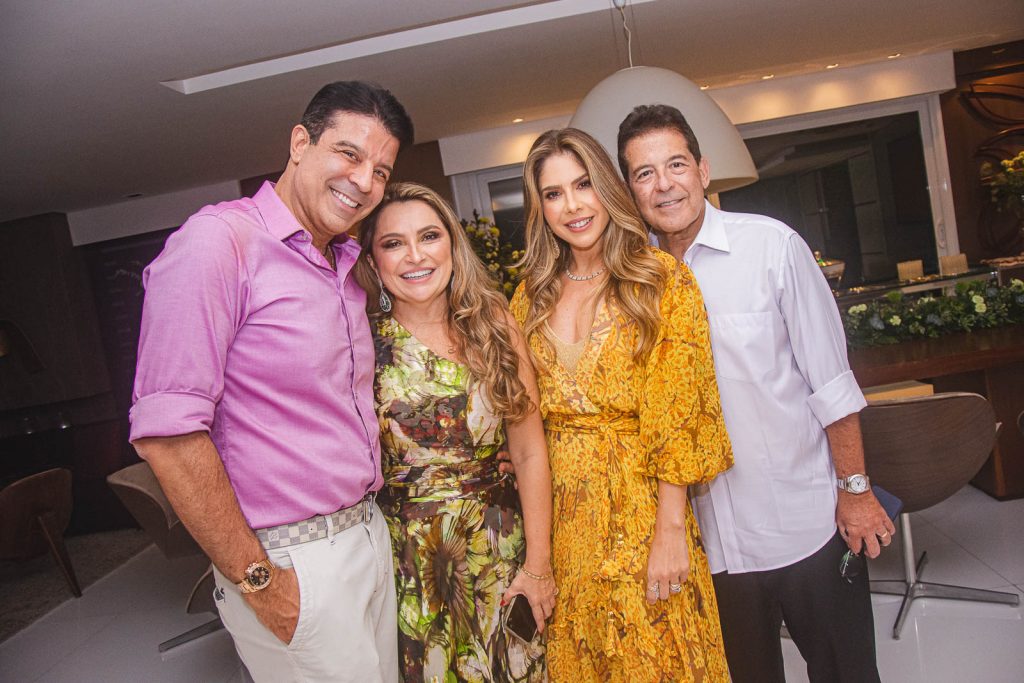 Ronaldo Otoch, Valeria Feitosa, Rafaela E Deib Otoch
