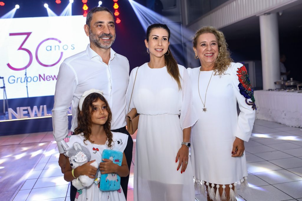 Ronaldo, Renata E Jessica Munhoz, Bricia Teixeira (1)