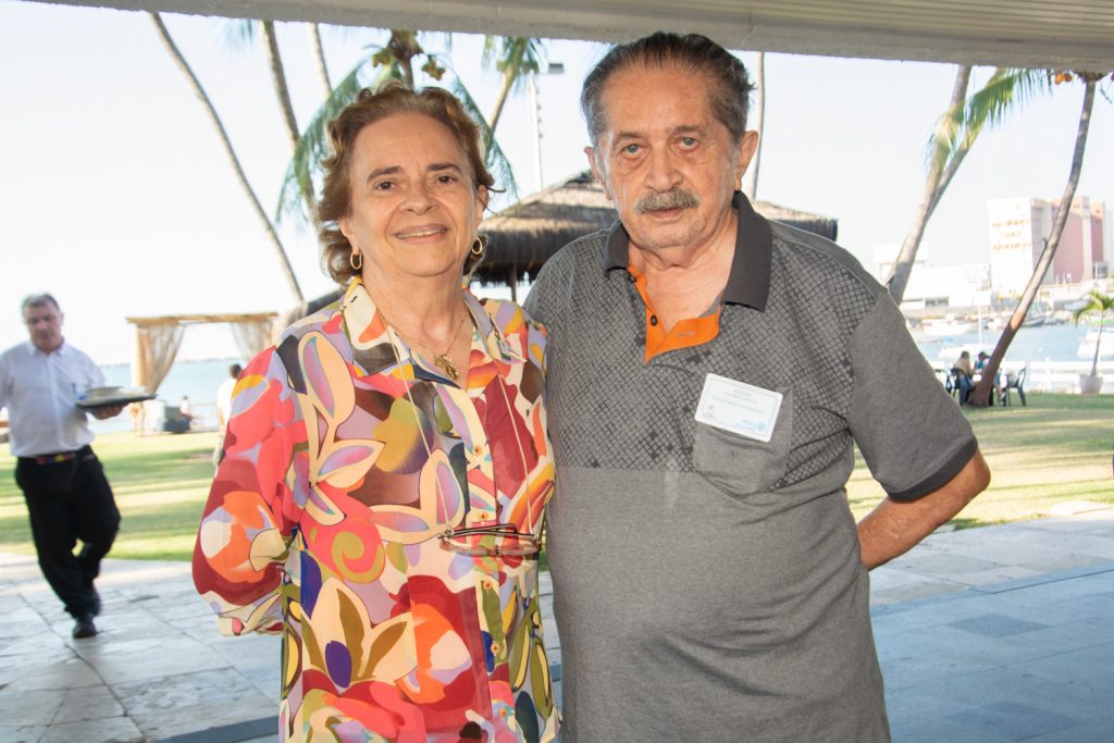 Samia E Francisco Militão