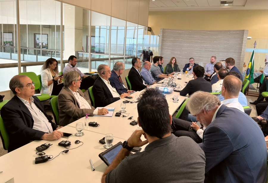 Empresários e governo da Dinamarca discutem o fortalecimento da indústria eólica no Ceará, durante evento na Sedet