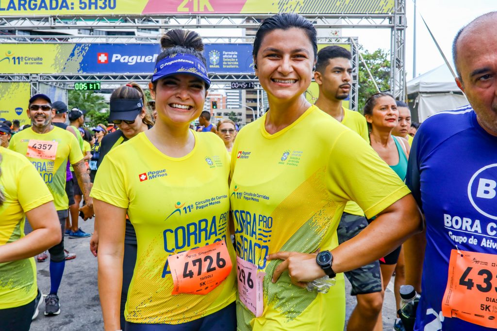 Tais Oliveira E Ursola Carvalho