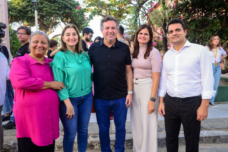 REDUÇÃO TRIBUTÁRIA - Élcio Batista sanciona lei que prevê ampliação de área com incentivos fiscais na Praia de Iracema