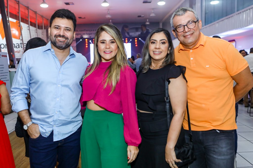Timoteo Ferreira, Brenda Riveli, Kenya Sawa E Vander Abreu (2)