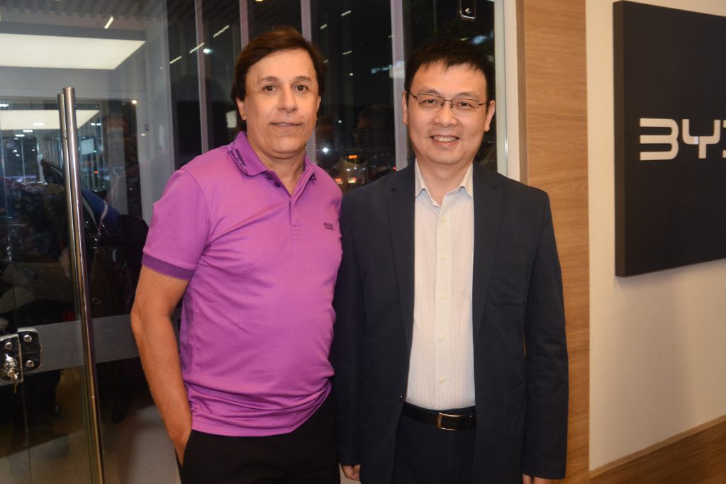 Tom Cavalcante E Tyler Li