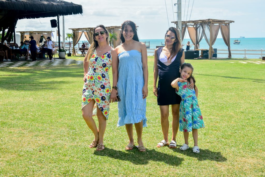 Vanda Soares, Nayara Moura, Nayane Moura E Celina Sabino (3)
