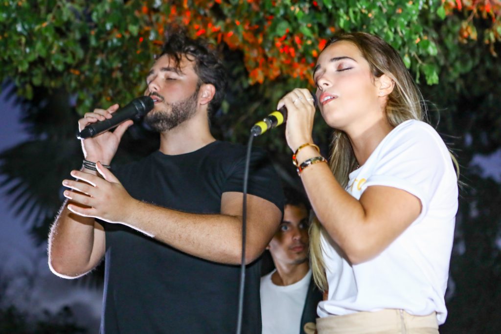 Victor Aguiar E Luiza Paz