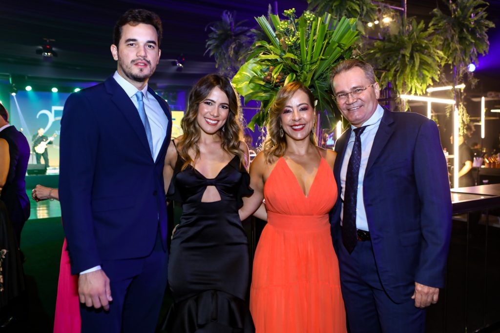 Wesley Aguiar, Victoria, Leticia E Sergio Macedo (1)