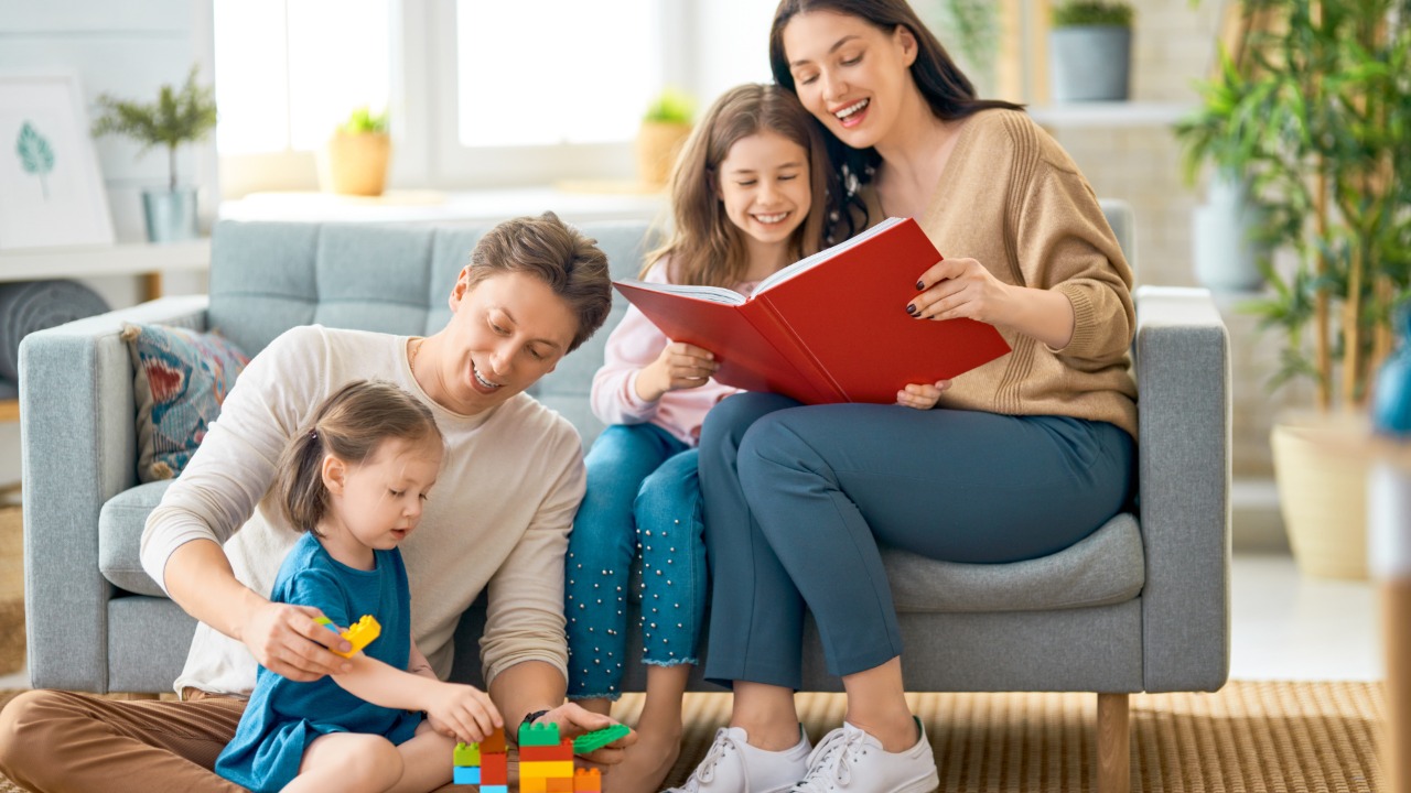 Crianças em condomínios: especialista fala das brincadeiras e limites para os pequenos