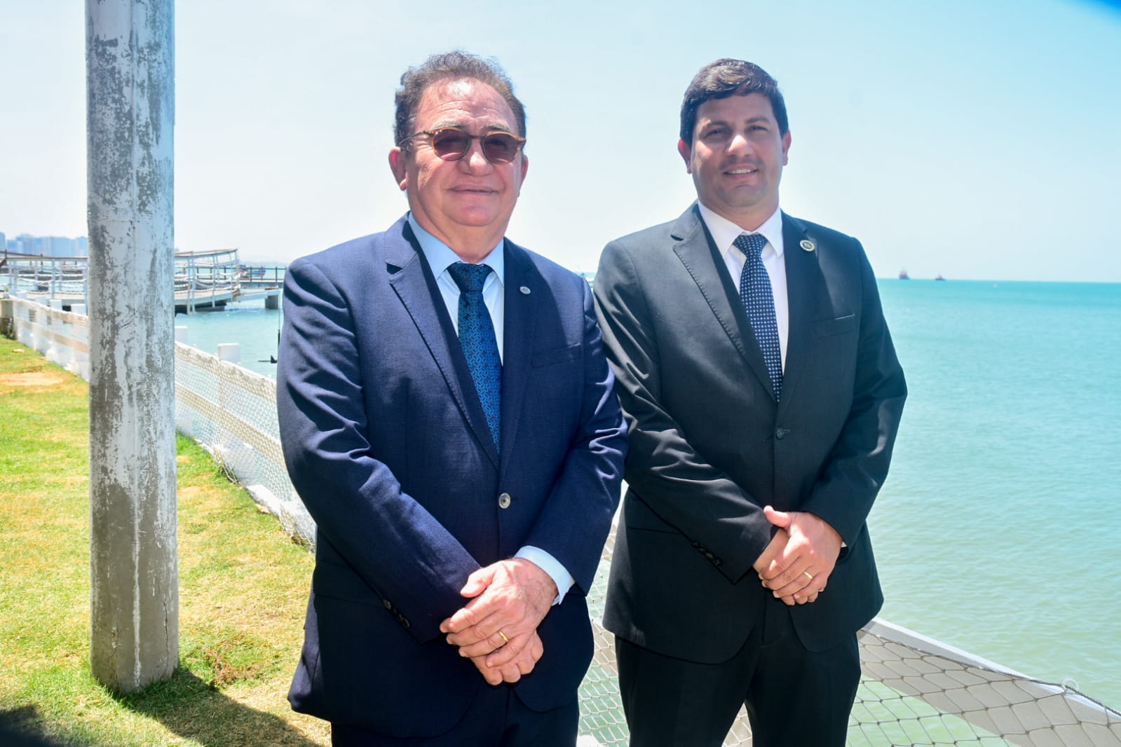 Ministro do Turismo, Carlos Brito, é recepcionado no Iate Clube pelo vice-comodoro Manelzinho Linhares