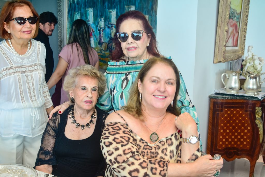 Zélia Henriques, Itala Ventura E Marize Castelo Branco