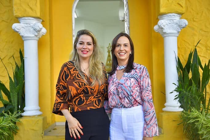 Onélia Santana apresenta a estrutura do Gabinete da Primeira-Dama para Lia Freitas