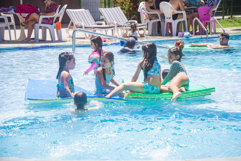 1º ano D - Alunos da Casa de Criança ganham festa de doutor do ABC no Iate Clube