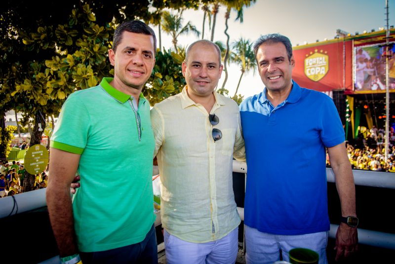 Fortal na Copa - Timbalada, Ávine Vinny e Jonas Esticado incendeiam o Iate Clube no segundo jogo do Brasil na Copa