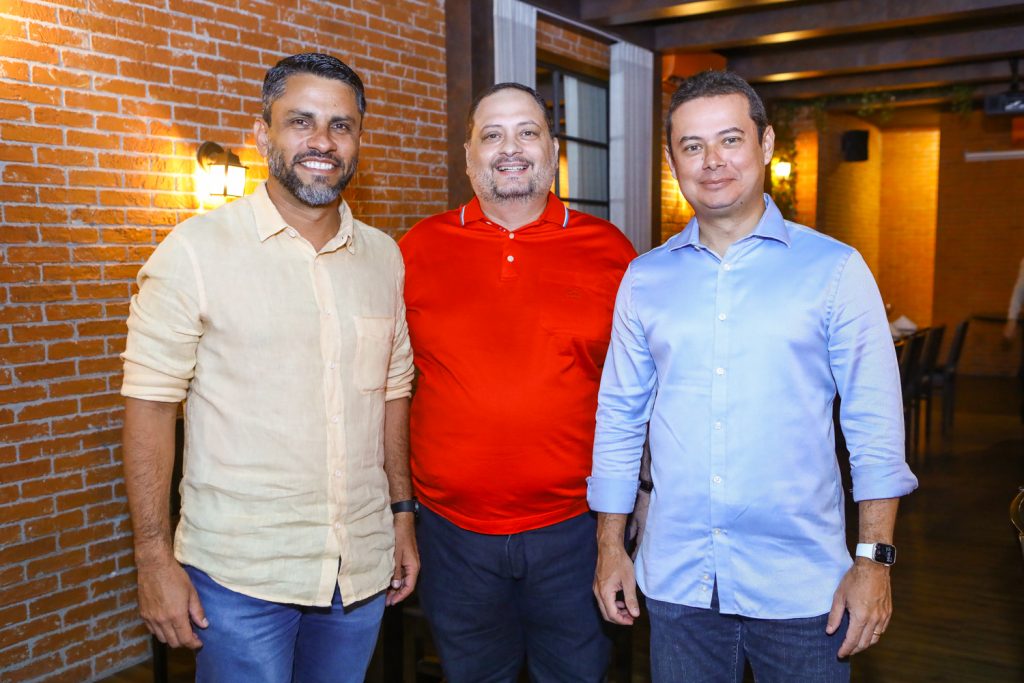 Alexandre Medina, Reinaldo Salmito E Magno The (1)