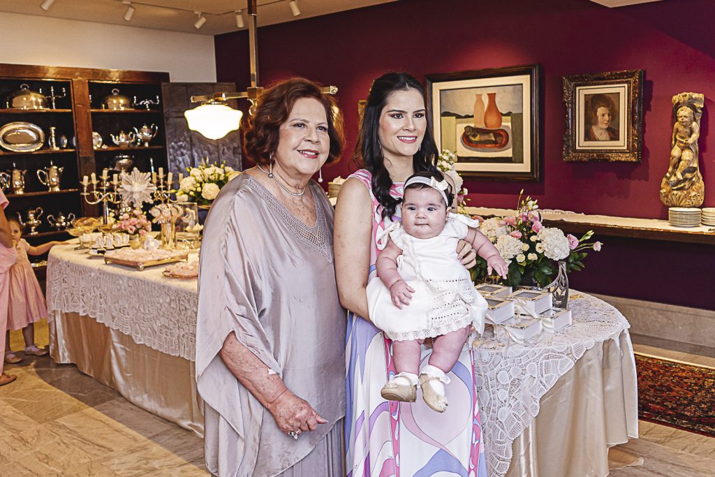 Ana Virginia, Camile E Victoria Carneiro