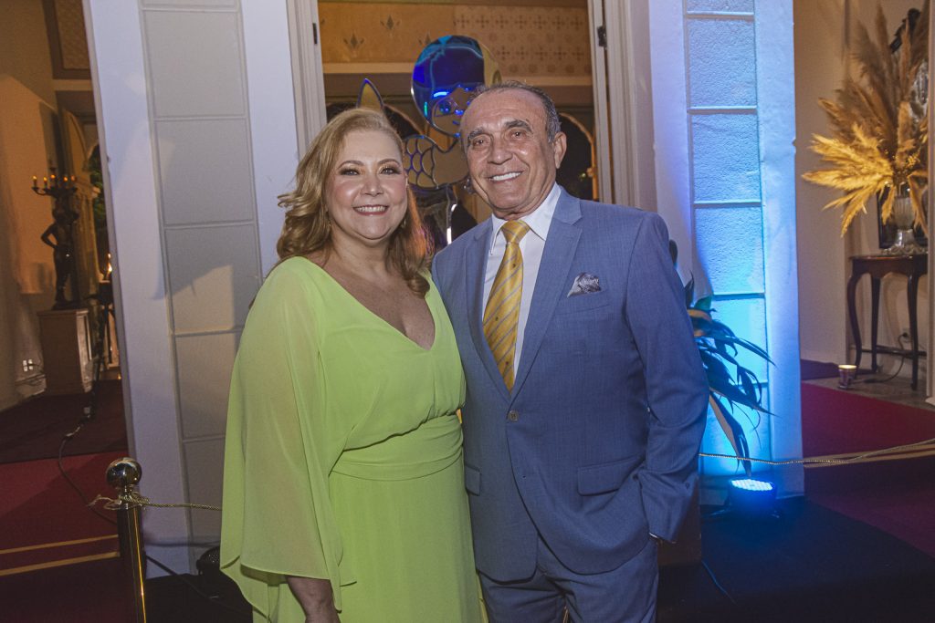 Andrea E Raimundo Delfino