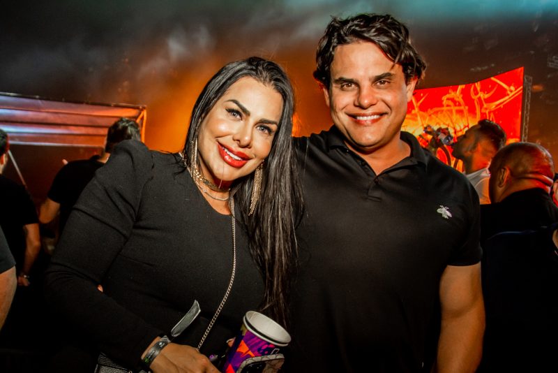 AGITO E BADALAÇÃO - Deejay Vintage Culture comanda a animação e faz o Porto D’Aldeia Resort ferver na véspera do feriado