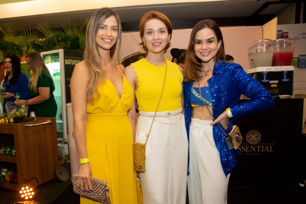 Camila Aragão, Jamylle Guimarães E Larah Nóbrega