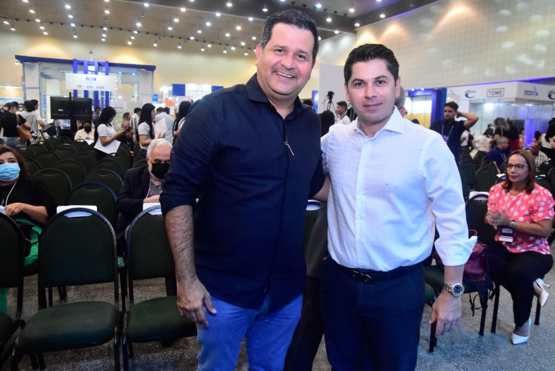 Logística inteligente - Enid Câmara comanda a abertura da  17ª edição da Expolog no Centro de Eventos do Ceará