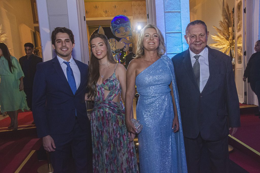 Carlos Otavio, Monique Porto, Monique Barreira E Ernarni Barreira