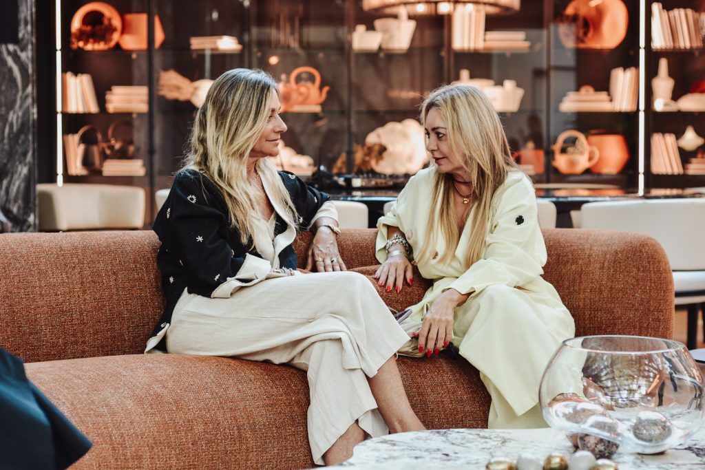 Célia Magalhães E Ana Cristina Camelo (2)