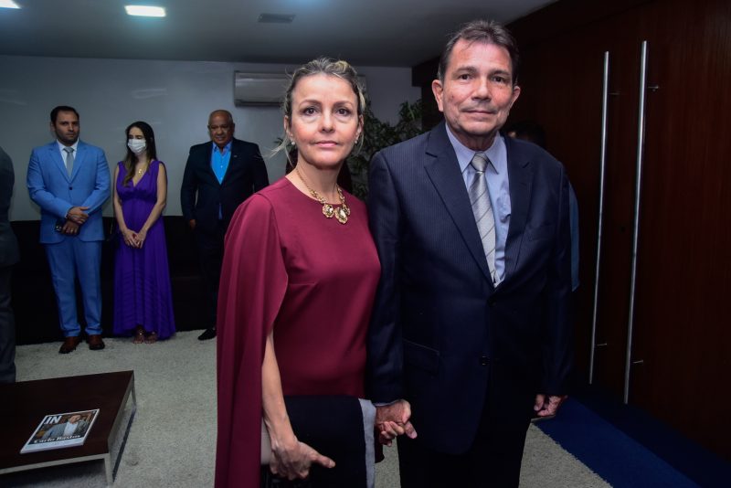 Reconhecimento - Ricardo Cavalcante é homenageado em sessão solene dos 50 anos do Simec