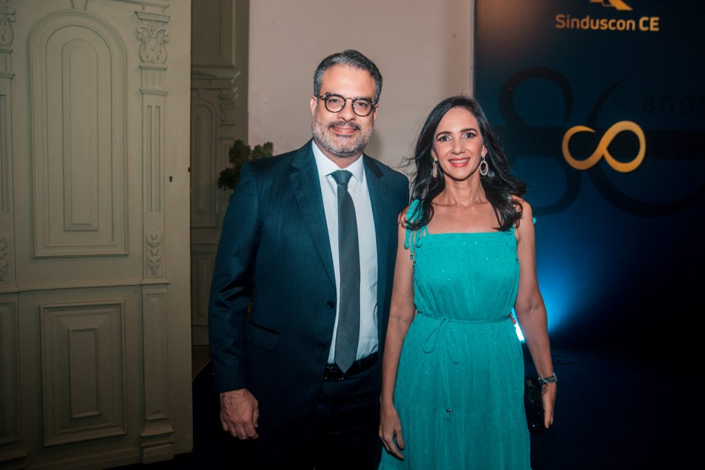 Dalma Carvalho E Roberto Vieira
