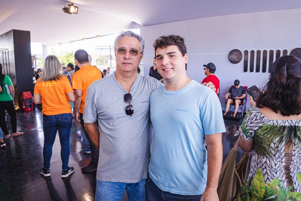 Eduardo E Gustavo Moreira