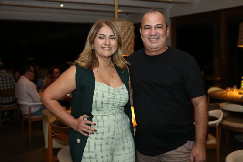happening - Band promove jantar especial com o jornalista Zeca Camargo em Fortaleza