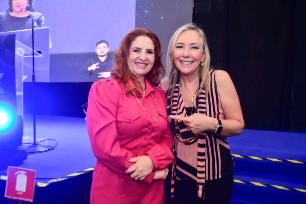 Enid Câmara E Martha Gabriel (4)