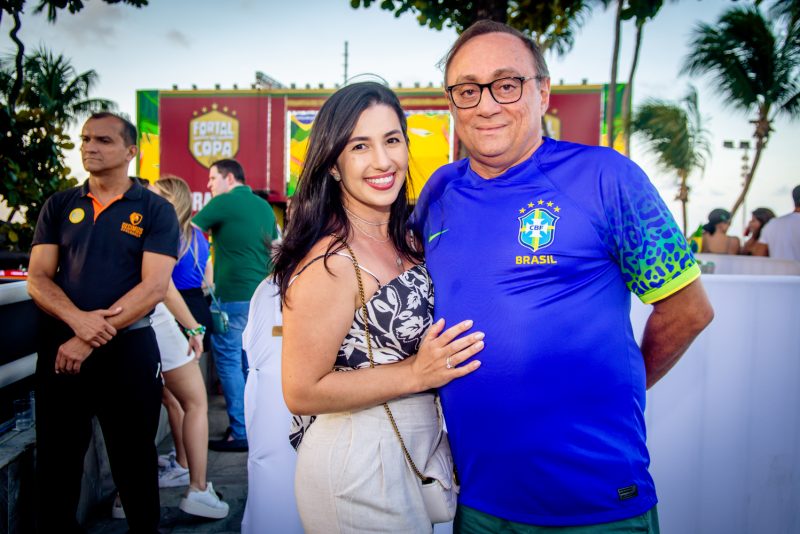 Fortal na Copa - Timbalada, Ávine Vinny e Jonas Esticado incendeiam o Iate Clube no segundo jogo do Brasil na Copa