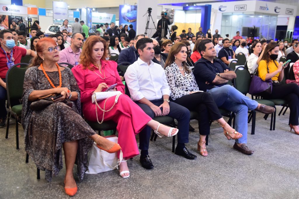 Fátima Duarte, Enid Câmara, Pompeu Vasconcelos, Ivana Bezerra E Carlo Bastos (2)