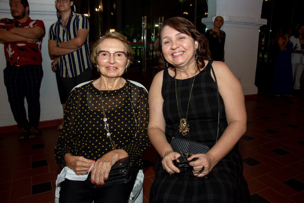 Giselda Medeiros( Princesa Dos Poetas Cearenses E Ana Paula Medeiros (3)