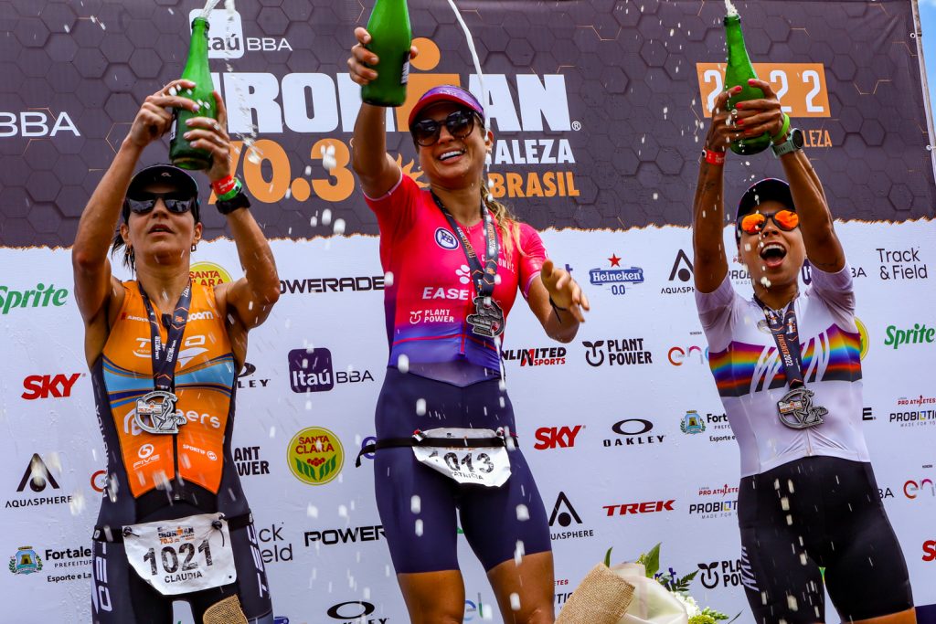 Helena Dumond. Patricia Mendes E Mikelle Coelho (8)