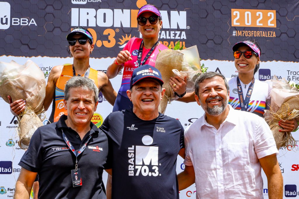 Helena Dumond, Patricia Mendes, Mikelle Coelho, Carlos Galvao, Sarto Nogueira E Elcio Batista (1)