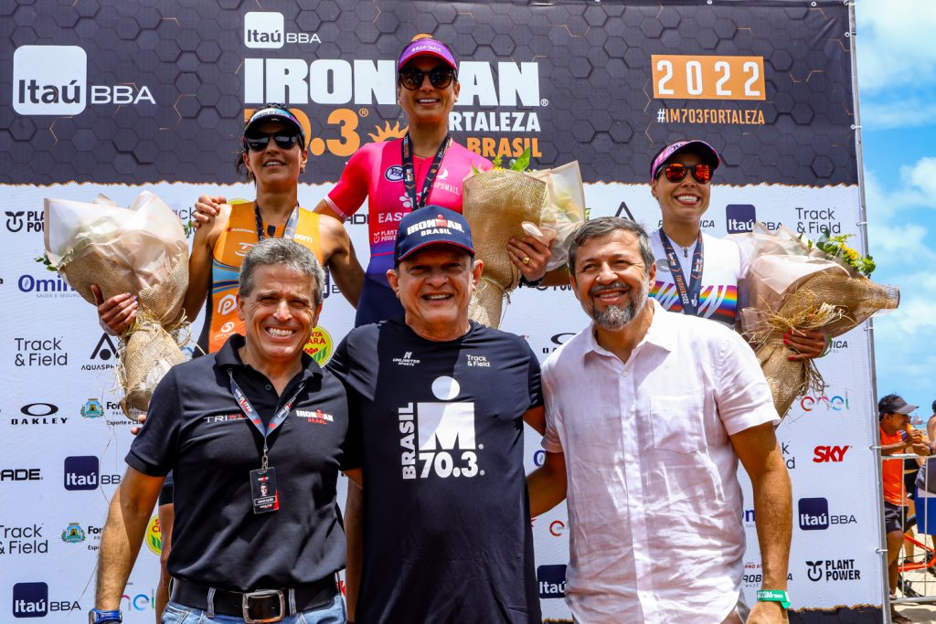 Helena Dumond, Patricia Mendes, Mikelle Coelho, Carlos Galvao, Sarto Nogueira E Elcio Batista (5)