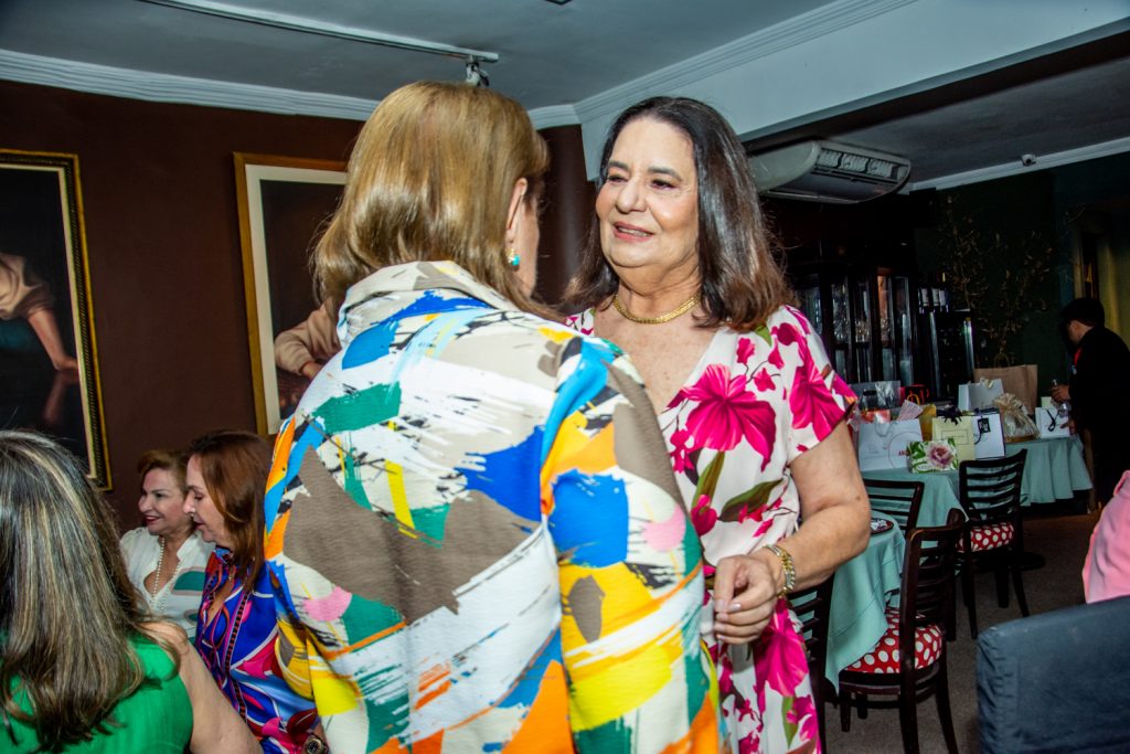 Heloisa Castro E Branca De Castro (2)