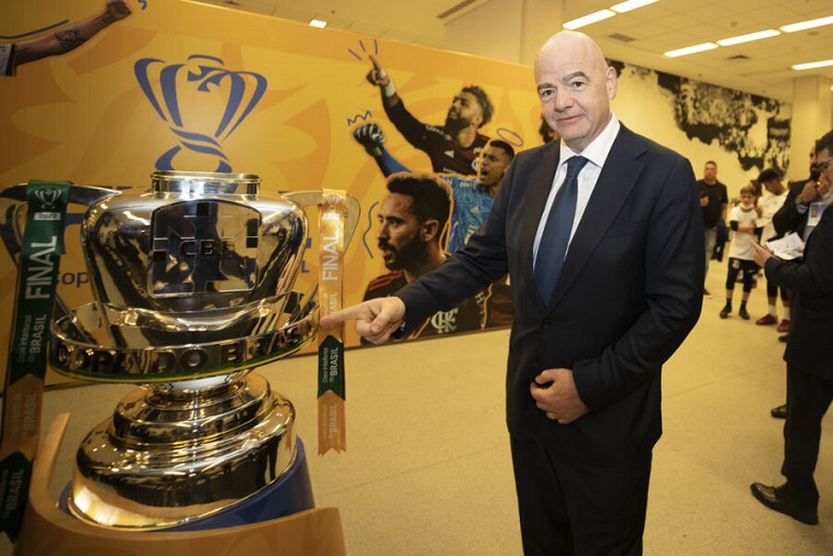 Gianni Infantino é o único candidato em eleições para presidência da Fifa