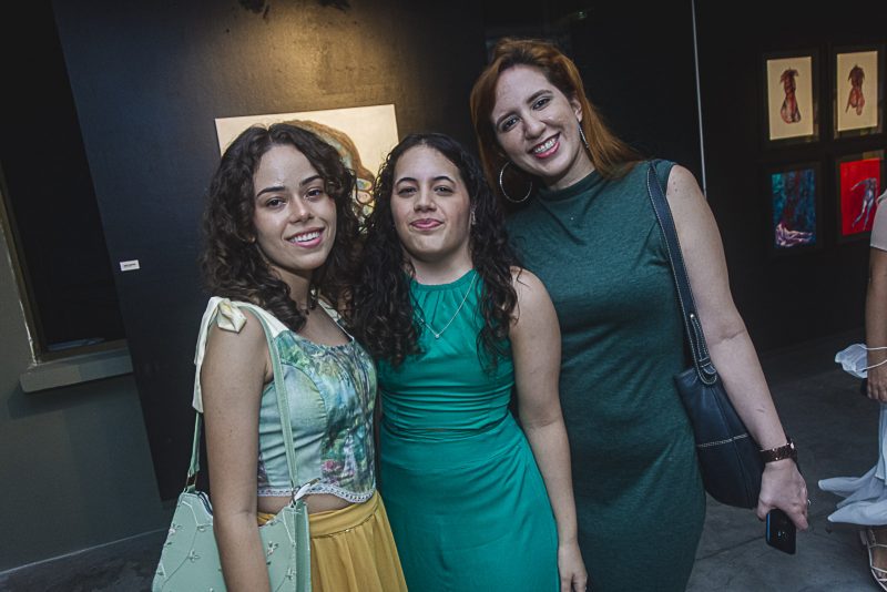 Arte e Cultura - Galeria Mariana Furlani abre as portas para as exposições “Ô de Fora…Tome Chegada” e “Casulo”