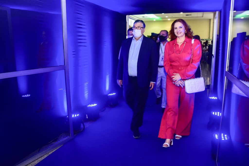 Maia Júnior E Enid Câmara (2)