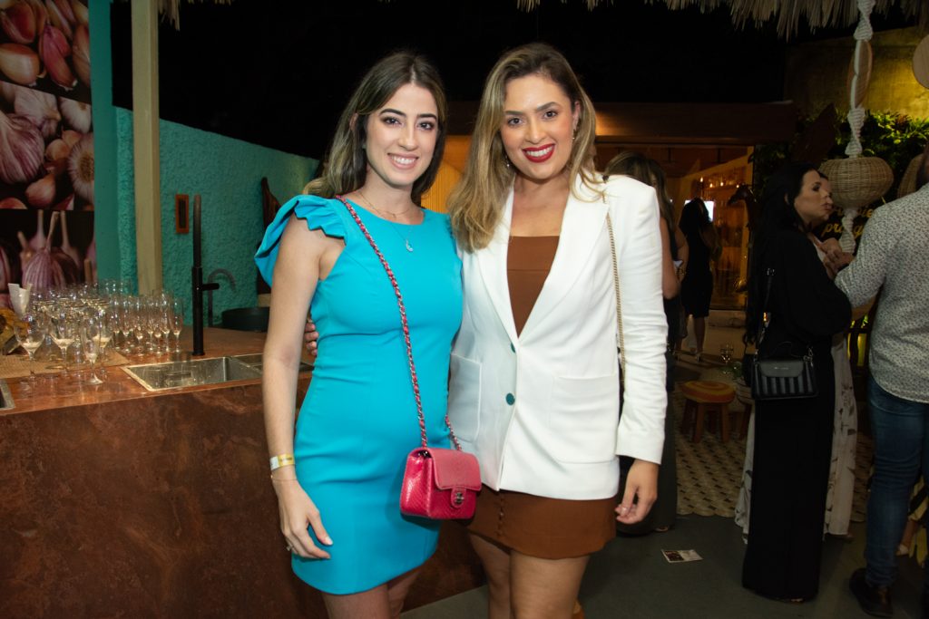Manoela Linhares E Renata Abreu