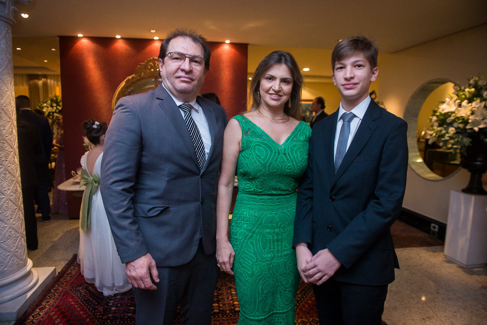 Marcelo, Adriana E João Marcelo Arraes