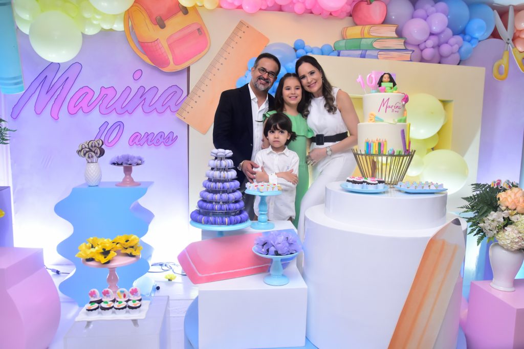 Márcio, Enzo, Marina E Manoela Crisóstomo (1)