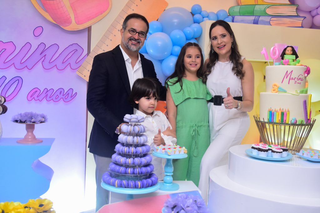 Márcio, Enzo, Marina E Manoela Crisóstomo (2)