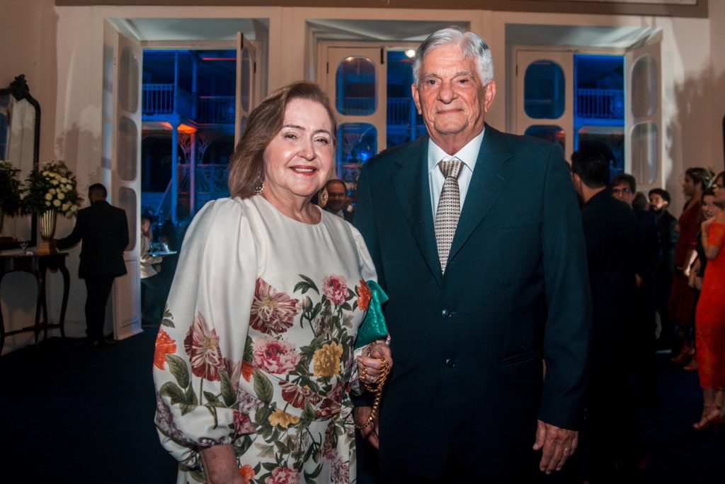 Maryanne E Assis Machado