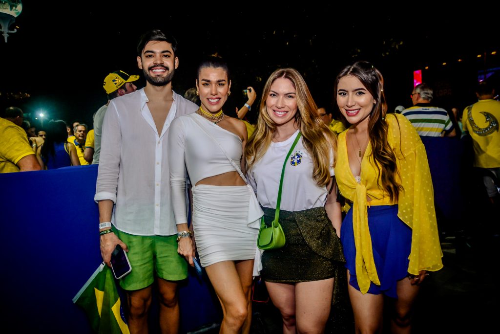 Matheus Ferro, Juliana Cordeiro, Rayane Pereira E Debora Forte