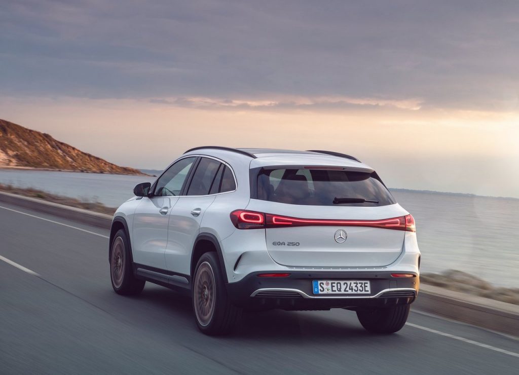 Mercedes Benz Eqa 2022 28