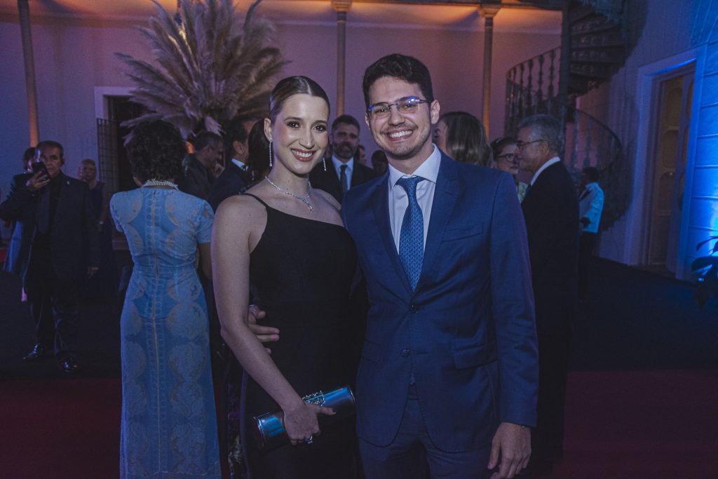 Pietra Pinheiro E Otavio Queiroz